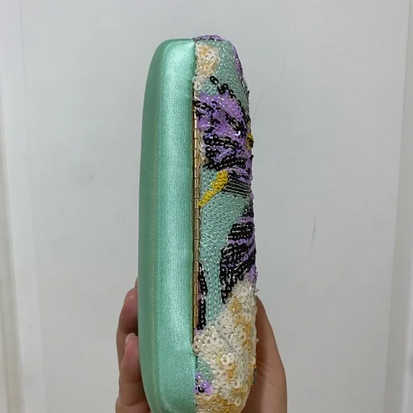 NWT Ryder Sequin Floral Minaudière Evening Bag - Picture 4 of 7